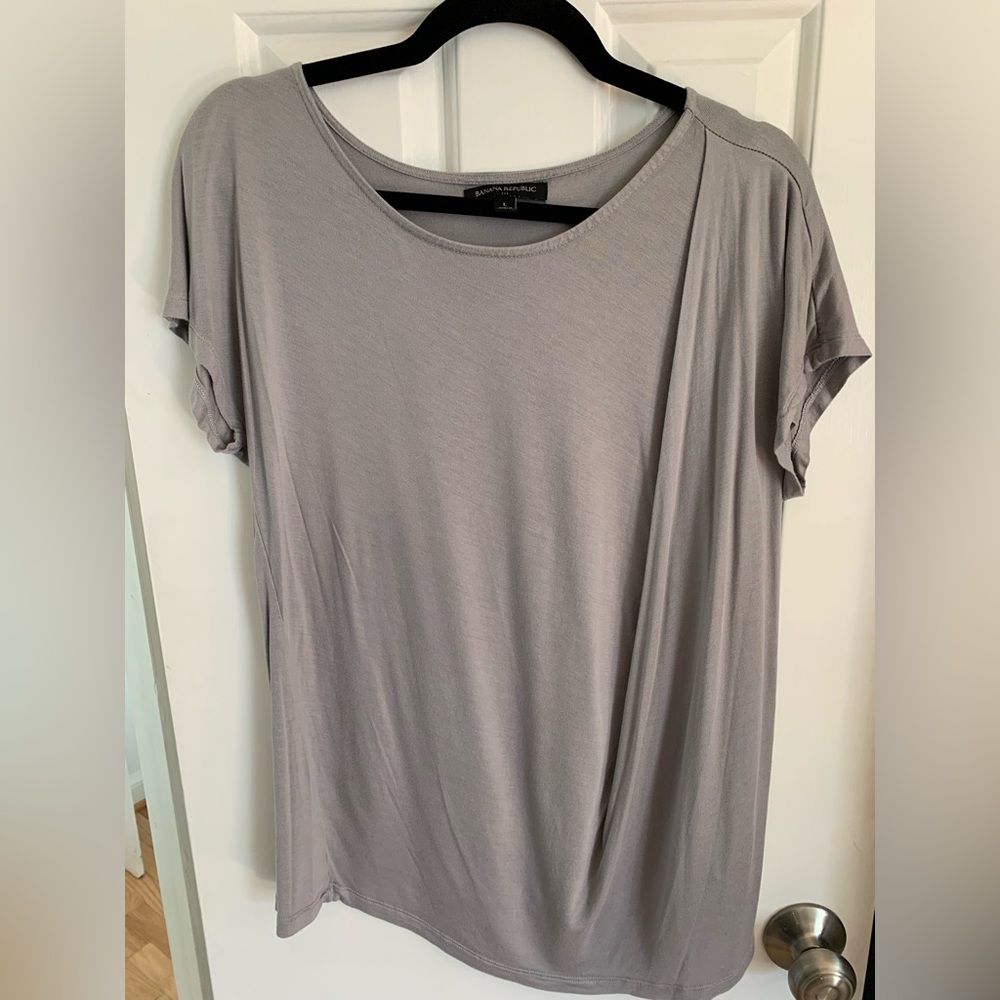 Banana Republic Pleated short sleeve blouse-Size L